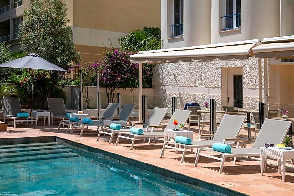 Le Cetai Cannes Beach Hotel