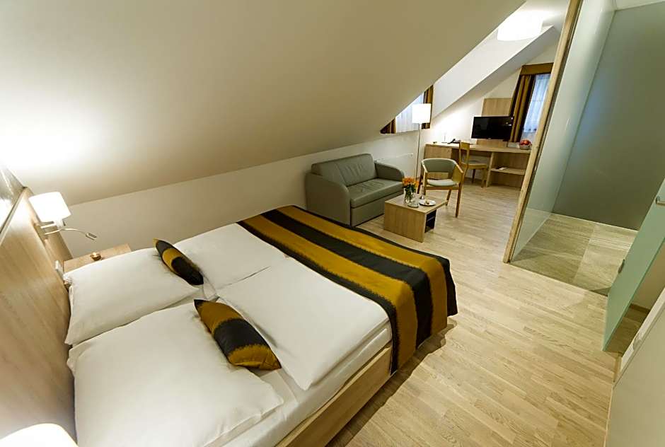 Garni hotel Castle Bridge