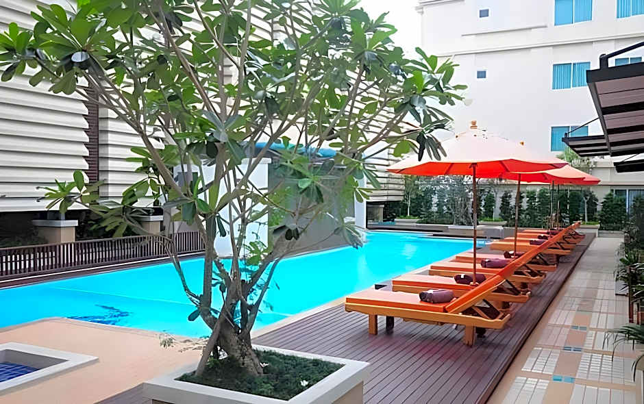 Avion Hotel