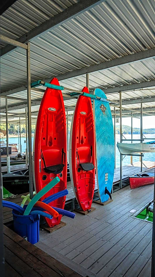 Beaver Lakefront Cabins - Couples Only Getaways