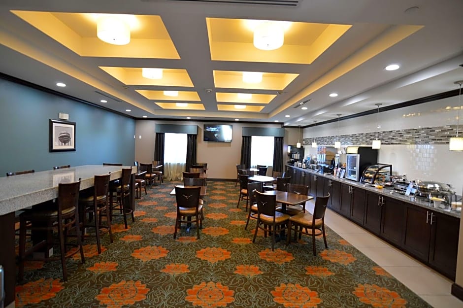 Best Western Plus Longhorn Inn & Suites