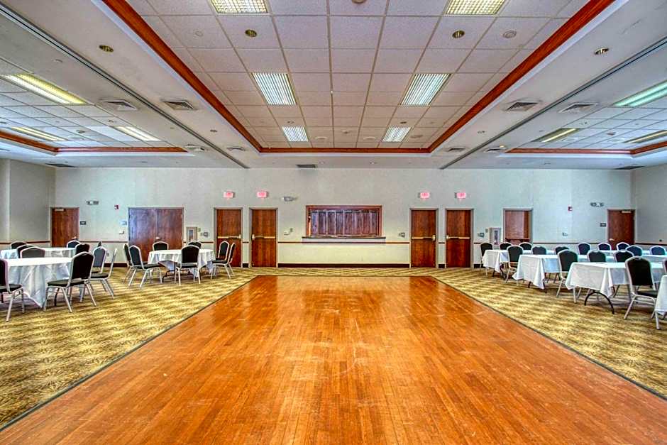 Comfort Suites Milwaukee Airport