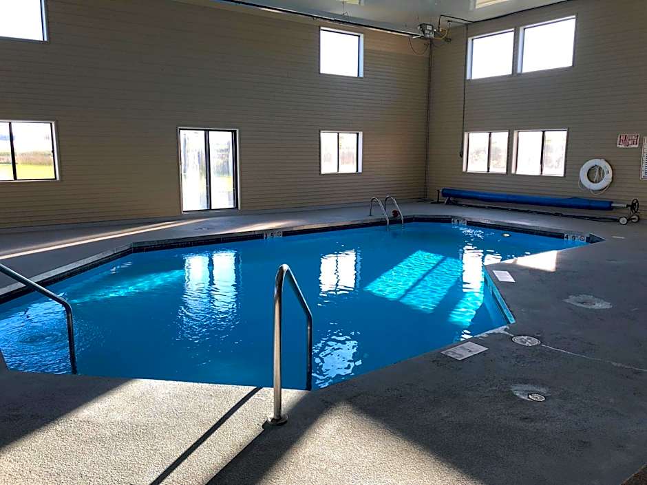 Super 8 by Wyndham Plover Stevens Point Area