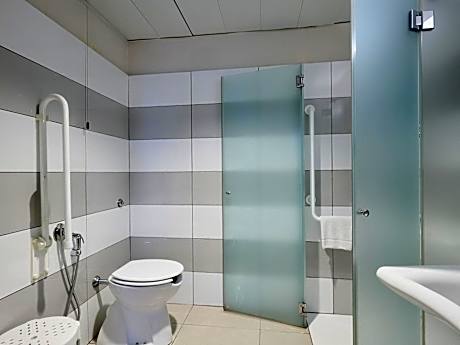 Triple Room - Disability Access