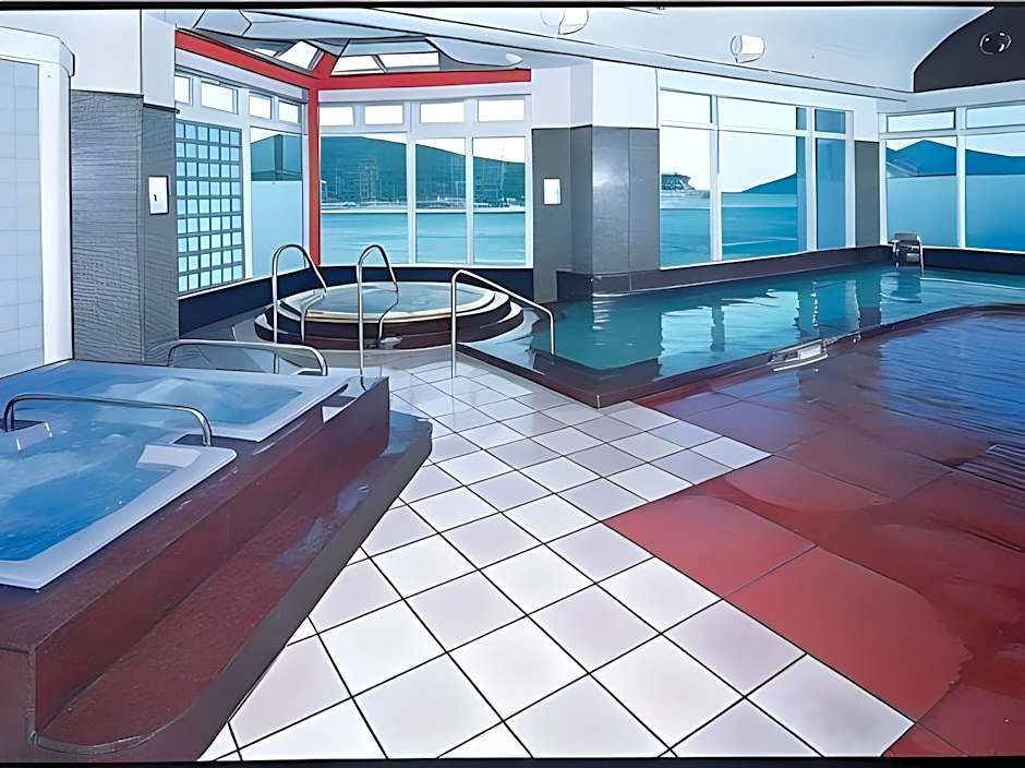 Toba Seaside Hotel