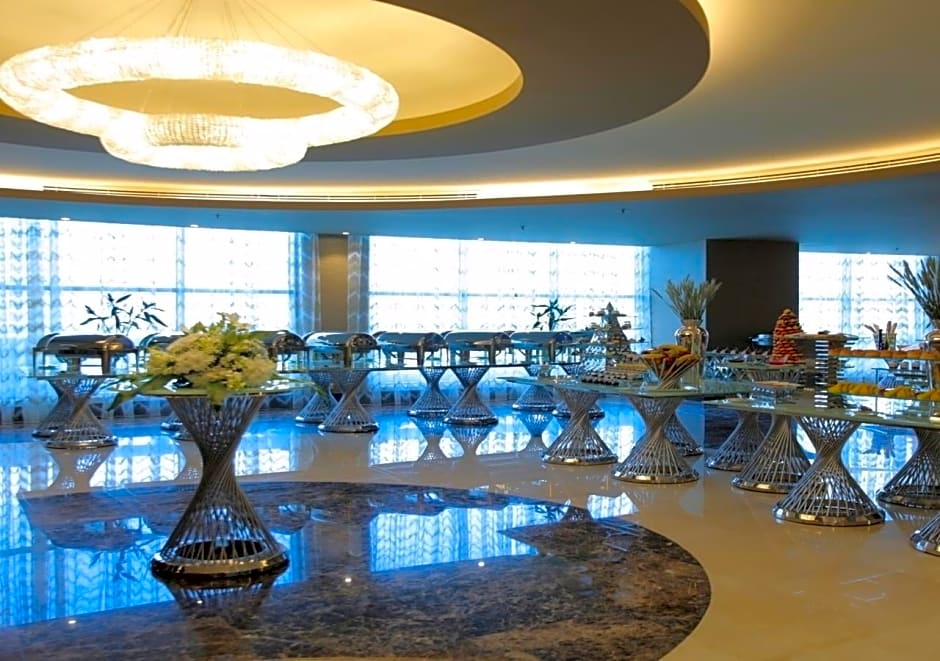 Grand Hotel