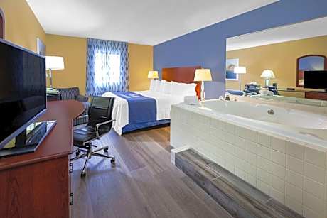 King Room with Spa Bath