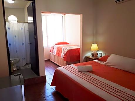 Deluxe Room (2 Adults + 1 Child)