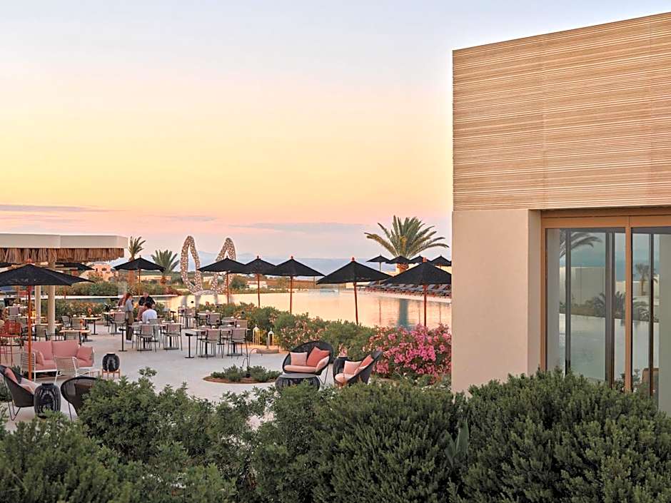 Noūs Santorini, a Member of Design Hotels