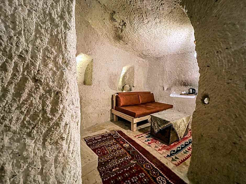 Takunya Cave Hotel
