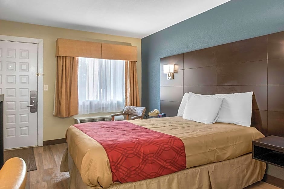 Econo Lodge Freeport - Brunswick Area