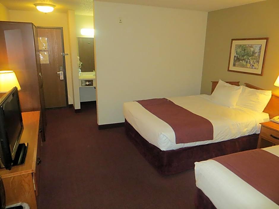 AmericInn by Wyndham Manitowoc