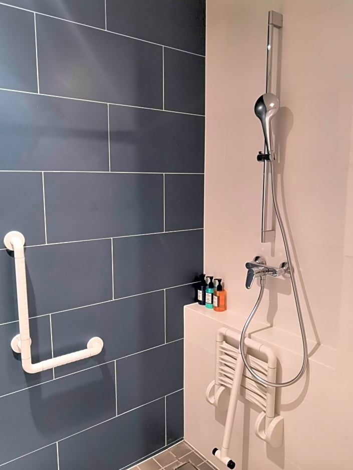 Holiday Inn Express Pinghu, an IHG Hotel