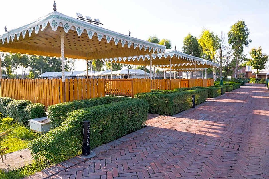 Om Vilas Benares, Varanasi