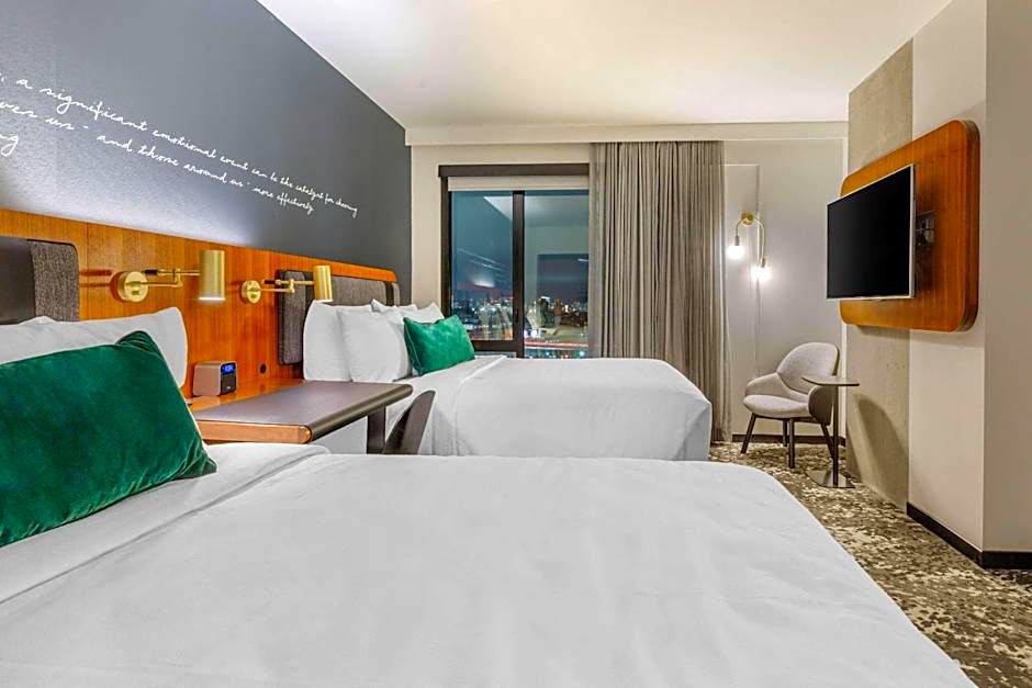 Cambria Hotel Boston Downtown-Seaport