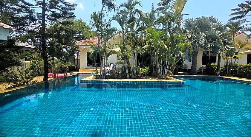 Bangsaray Villa
