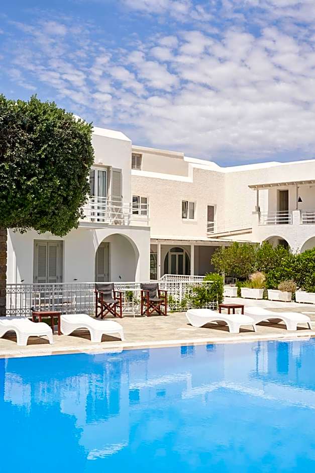 Polos Hotel Paros