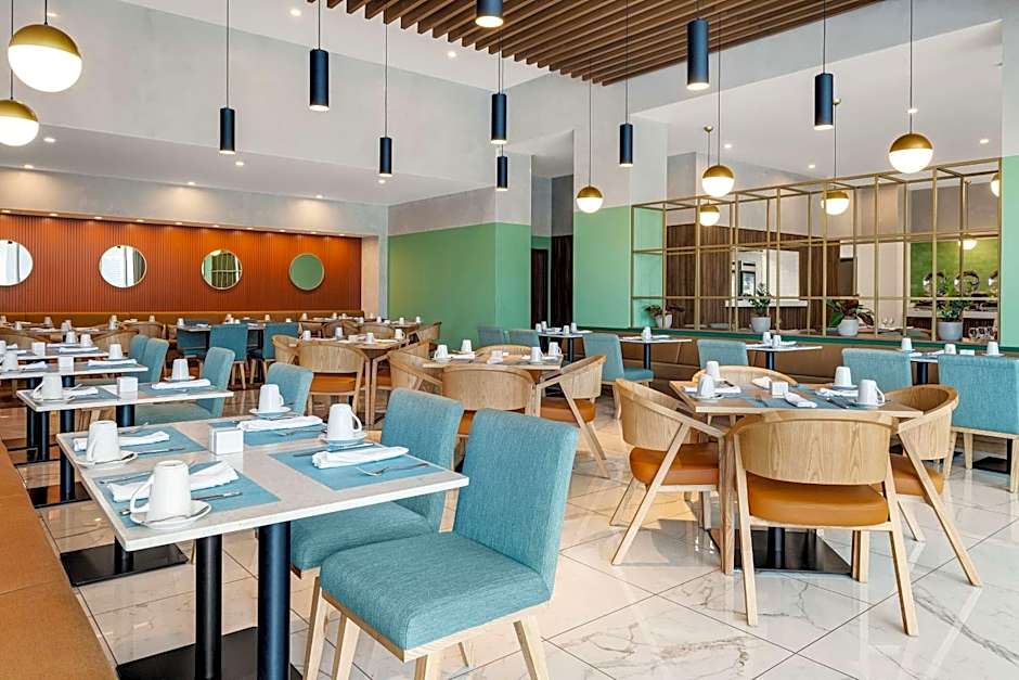 Hilton Garden Inn San Jose Airport City Mall