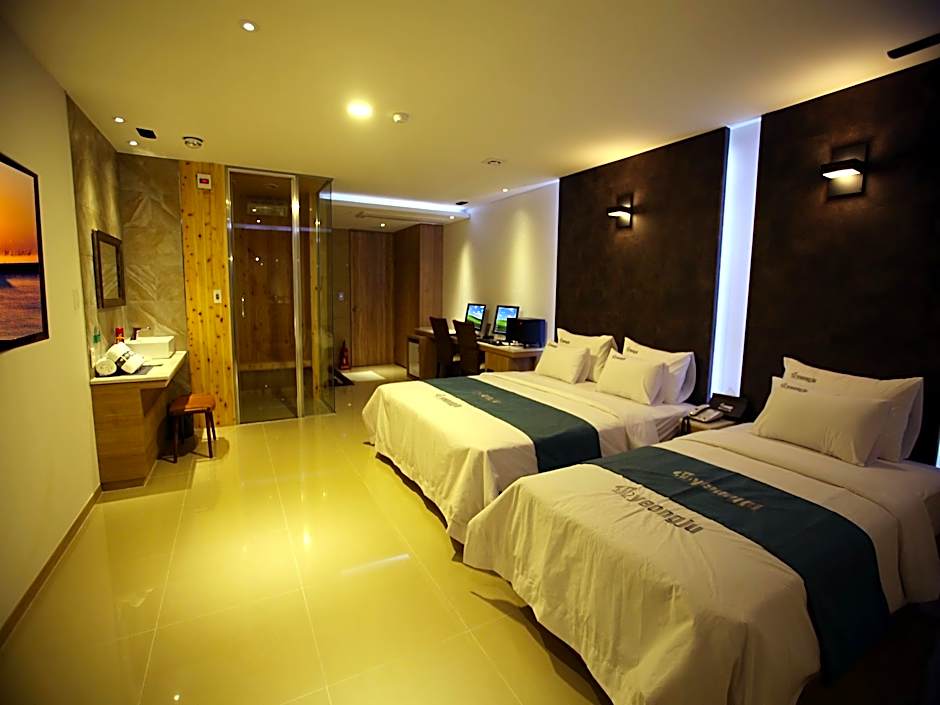 Yeongju Hotel