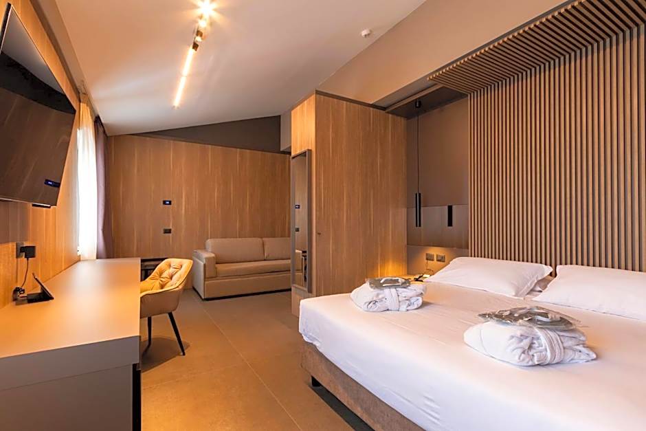 Sport Village Hotel & Spa