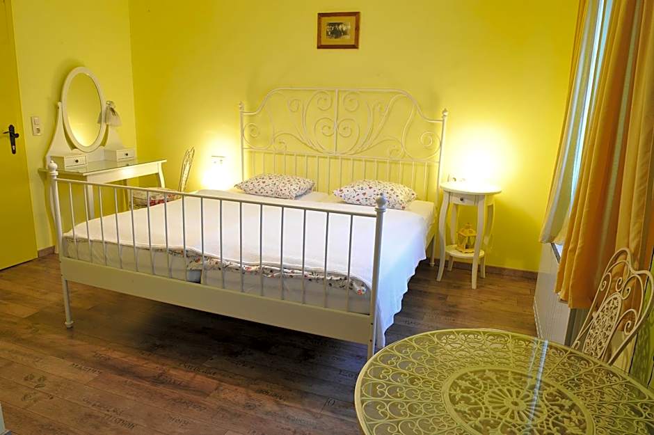 Gostilna in Prenočišča Brančurnik