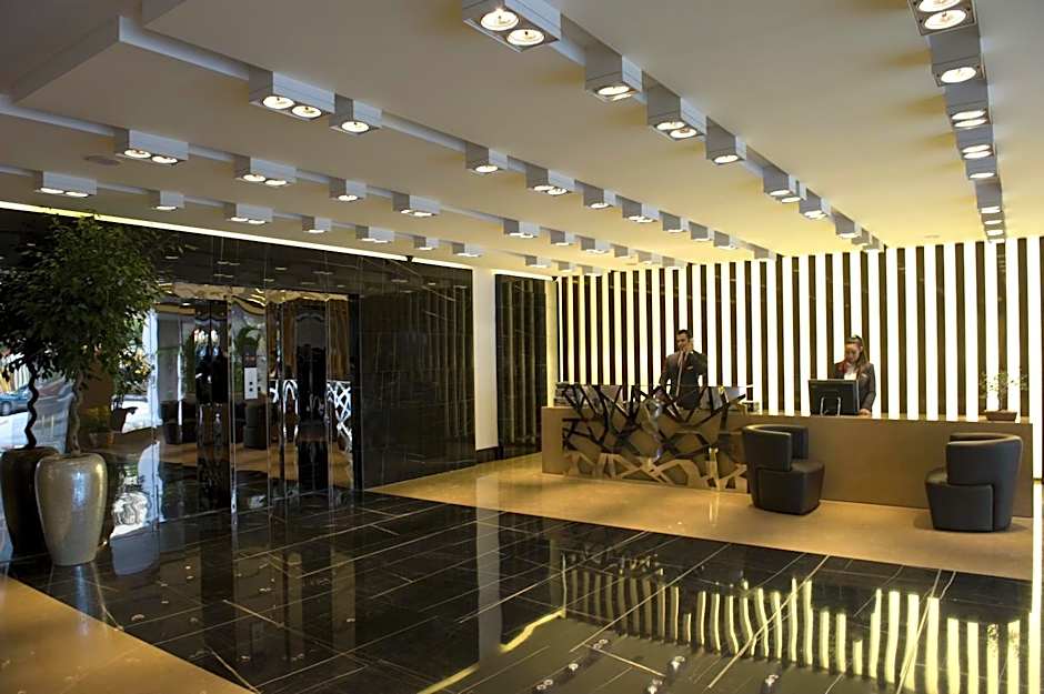 Lancaster Suites Raouche
