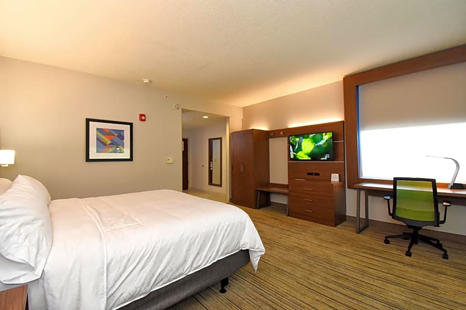 Holiday Inn Express By IHG