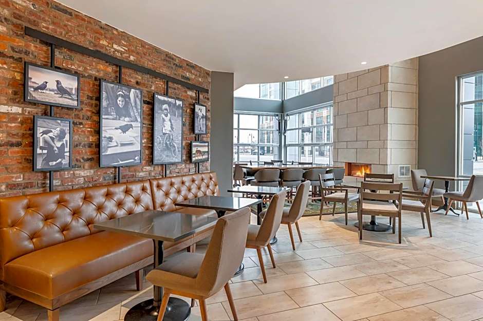 Cambria Hotel Louisville Downtown-Whiskey Row