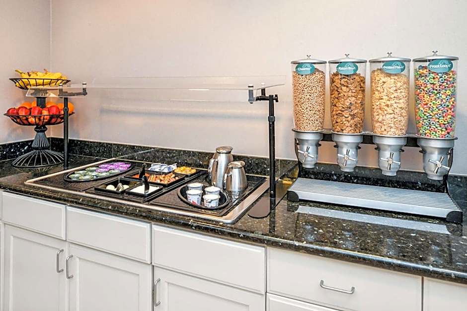 Homewood Suites By Hilton Fresno