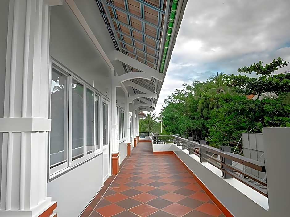 Le Huynh Mui Ne Hotel