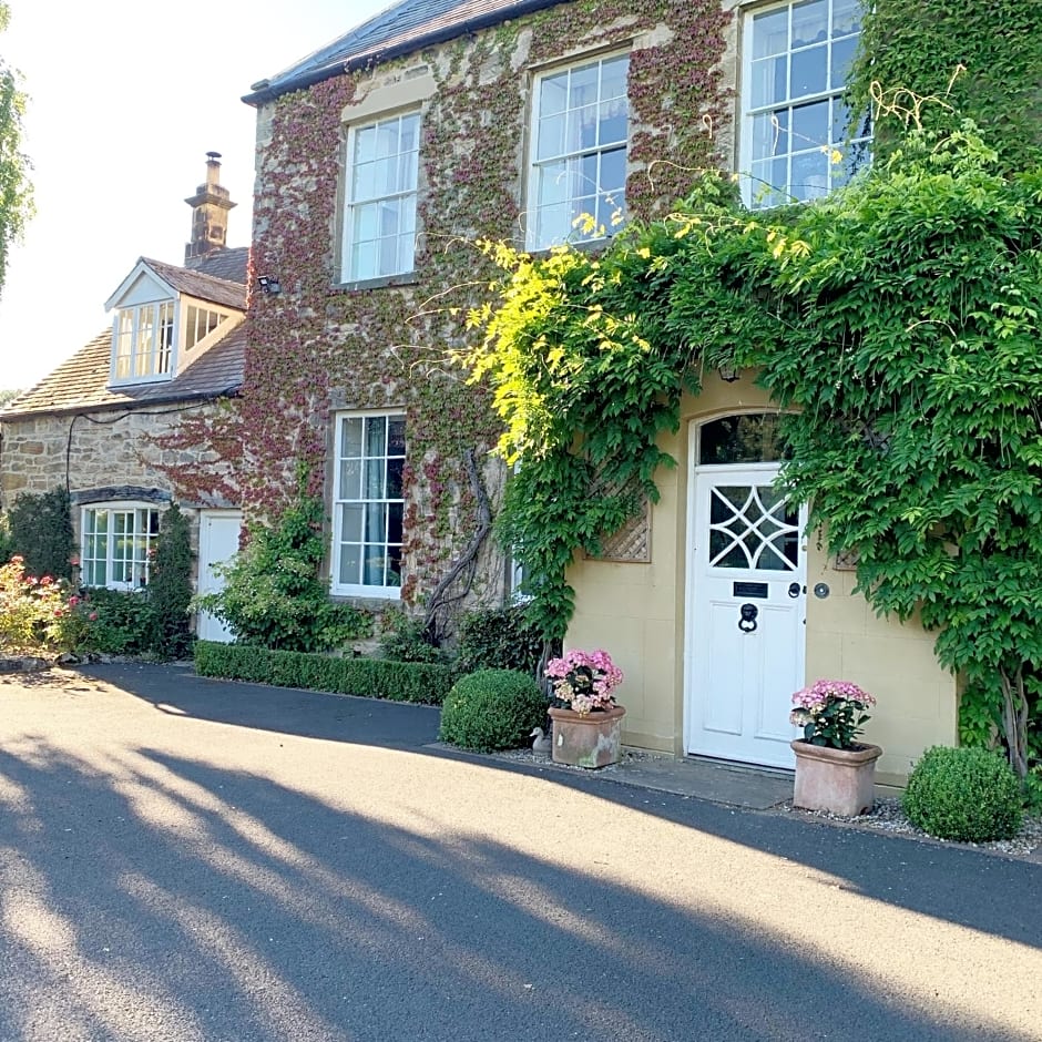 Dalton House Bed and Breakfast