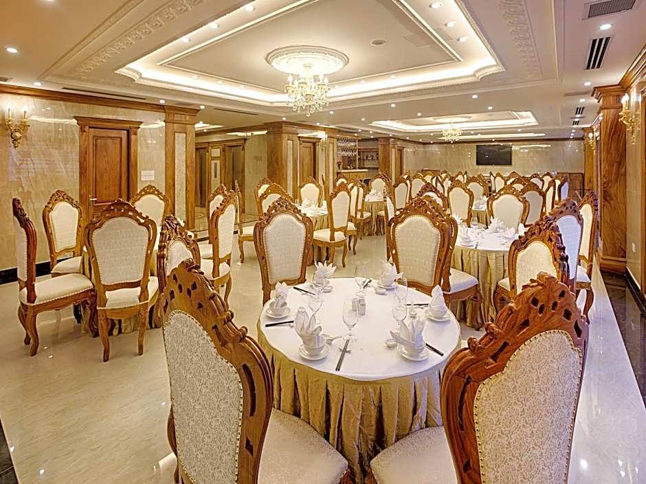 Riverside Hotel Quang Binh