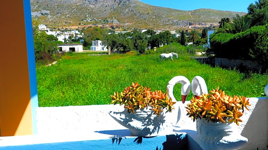 Papafotis Apartments & Suites