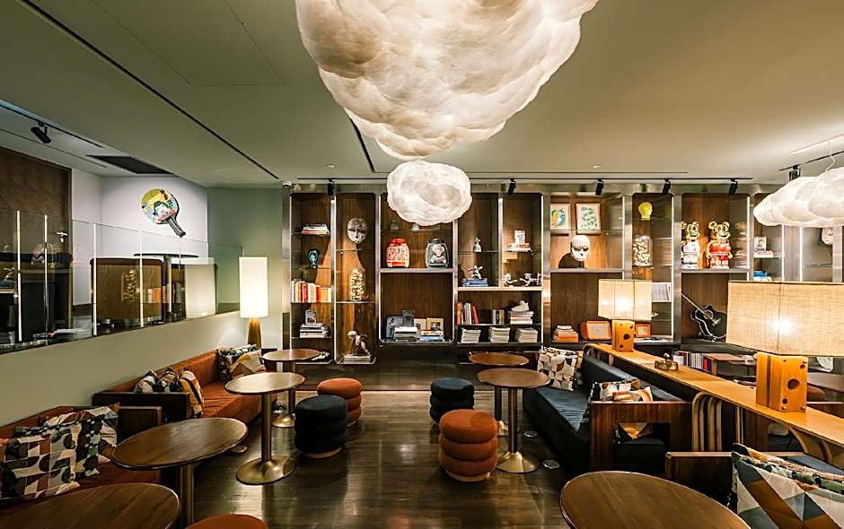 Public House Bangkok, a Member of Design Hotels
