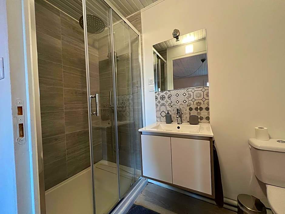 CHATEAU LA LOGE