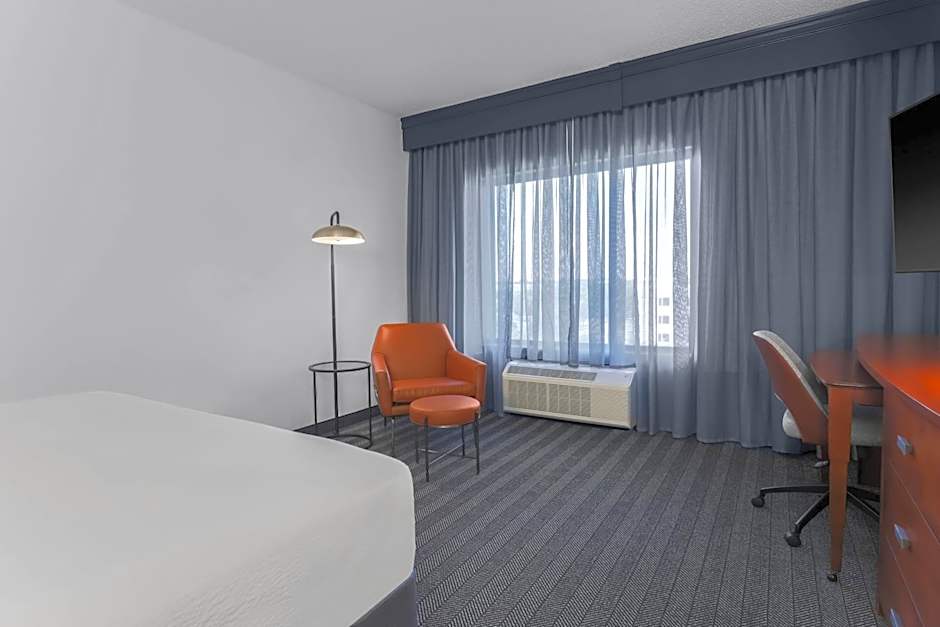 Courtyard by Marriott Austin Airport