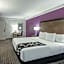 La Quinta Inn & Suites by Wyndham Lubbock West Medical Center