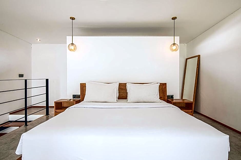 Spacious Loft 200m from Canggu Beach