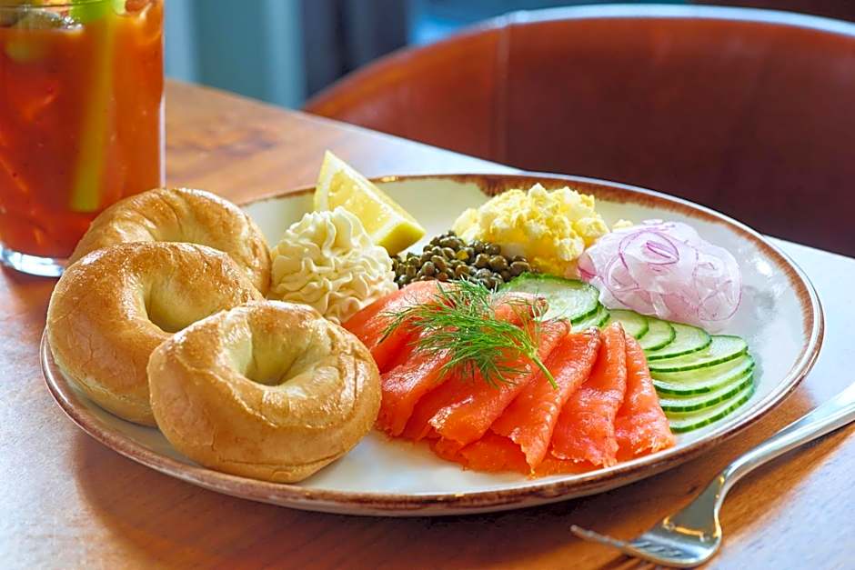 Renaissance by Marriott Atlanta Airport Gateway Hotel