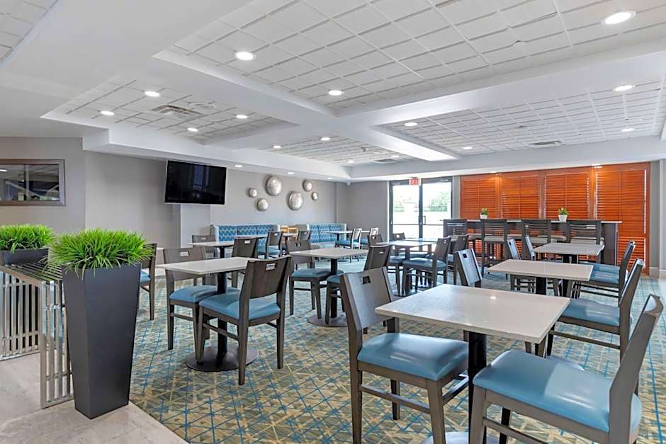 Best Western Plus McAllen Airport Hotel