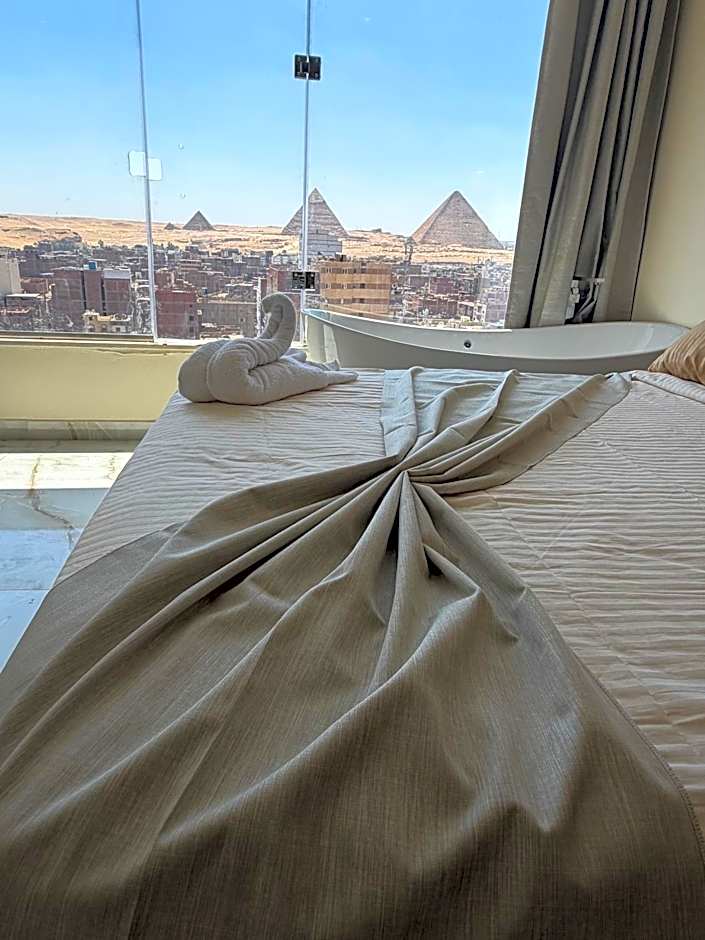 Amon Ra Hotel