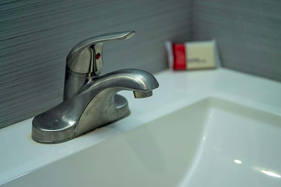 Budget Inn by OYO Frederick US-183