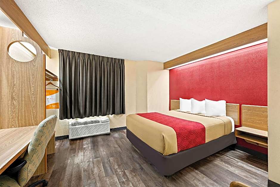 Econo Lodge London North