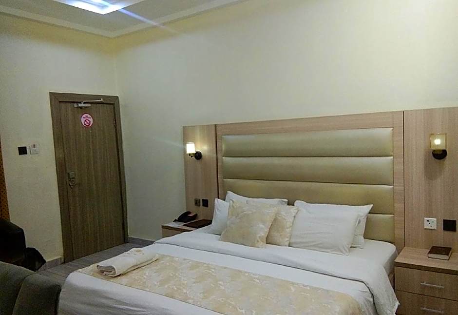 Amazing Grace Hotel And Holiday Ltd