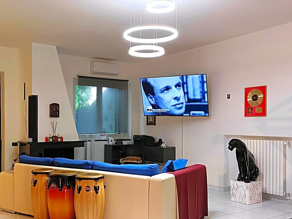 Utopia Bed & Breakfast