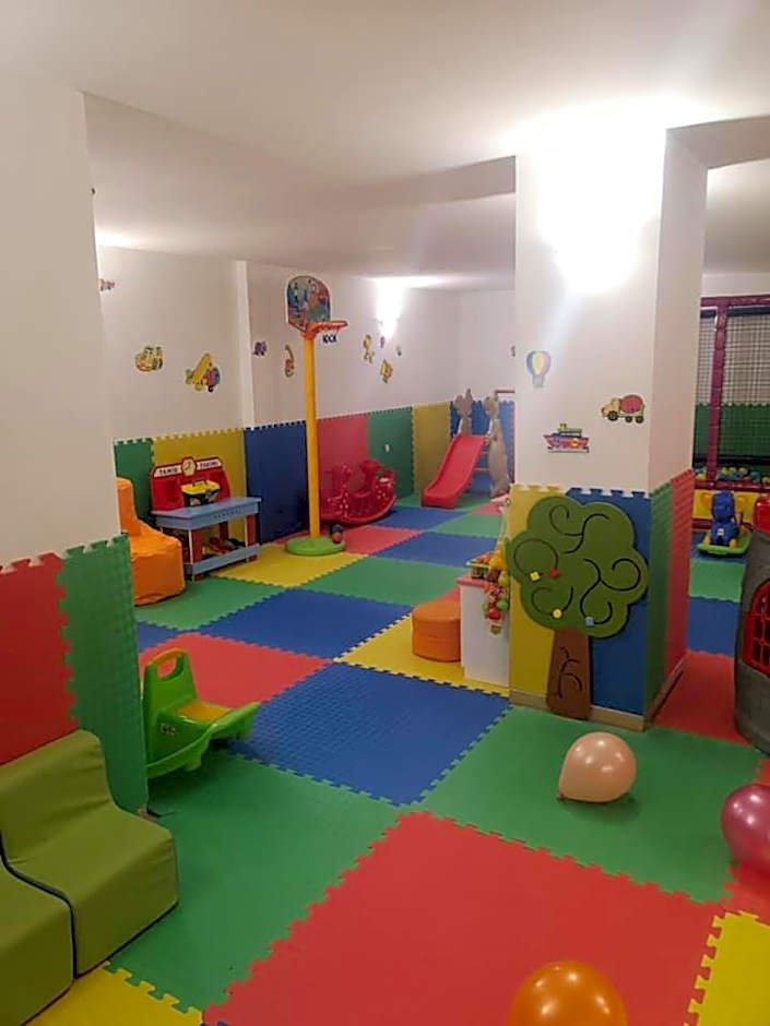 Terra Europe Brontes Hotel