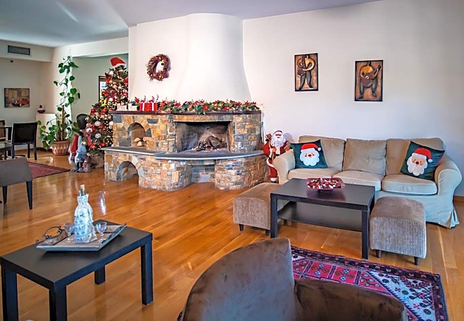 Erofili Hotel & Suites