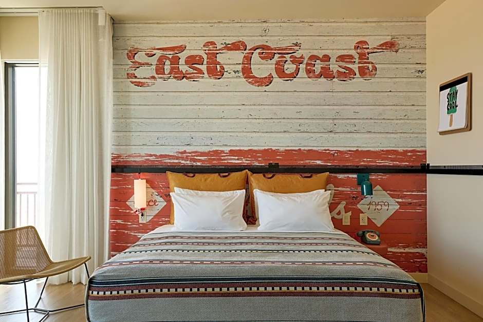 Moxy Virginia Beach Oceanfront