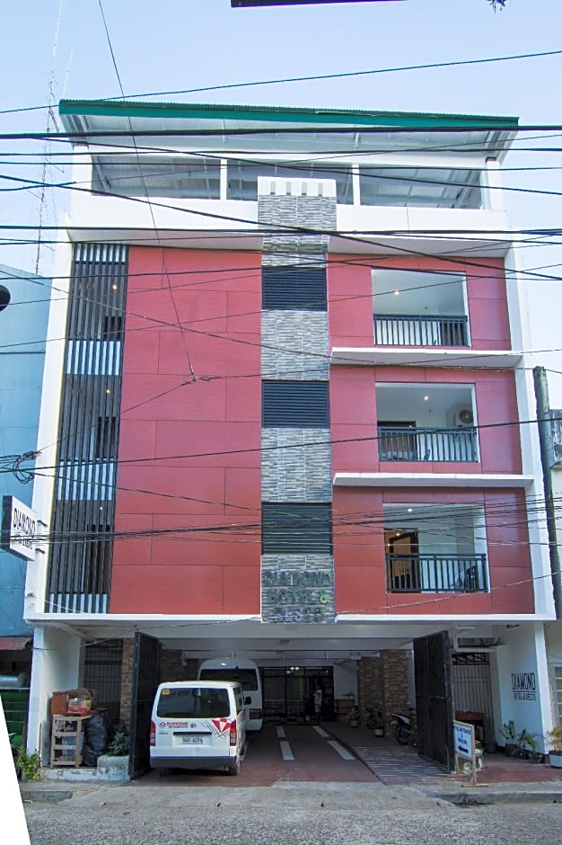 Diamond Hotel And Resto