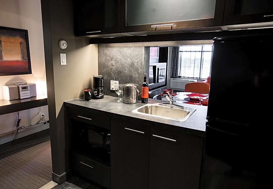 Grand Times Hotel - Aeroport de Quebec